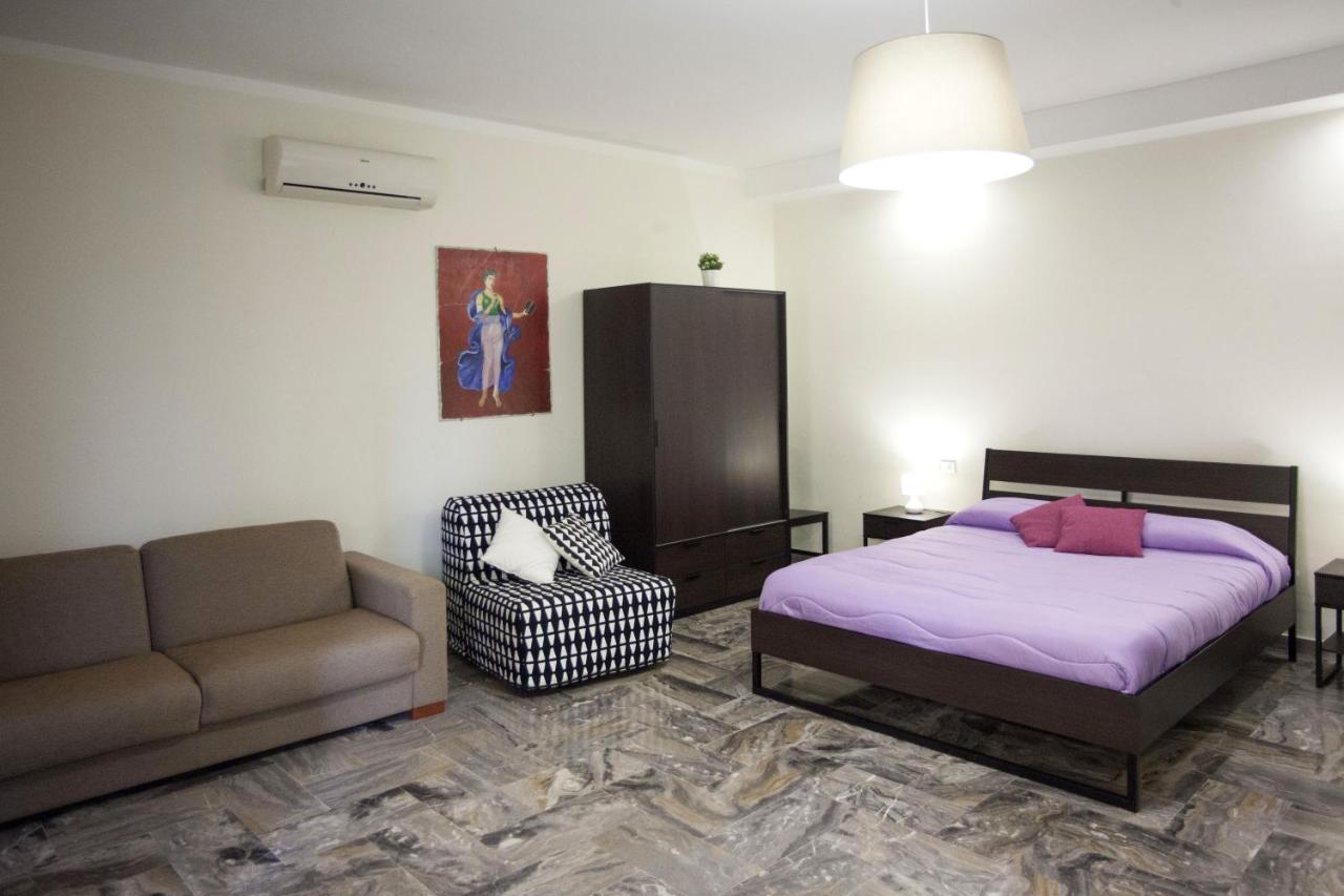 Pompei Gryllus Bed & Breakfast Екстериор снимка