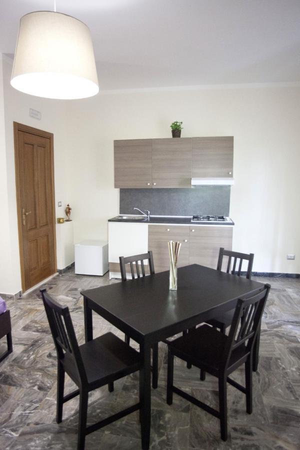 Pompei Gryllus Bed & Breakfast Екстериор снимка