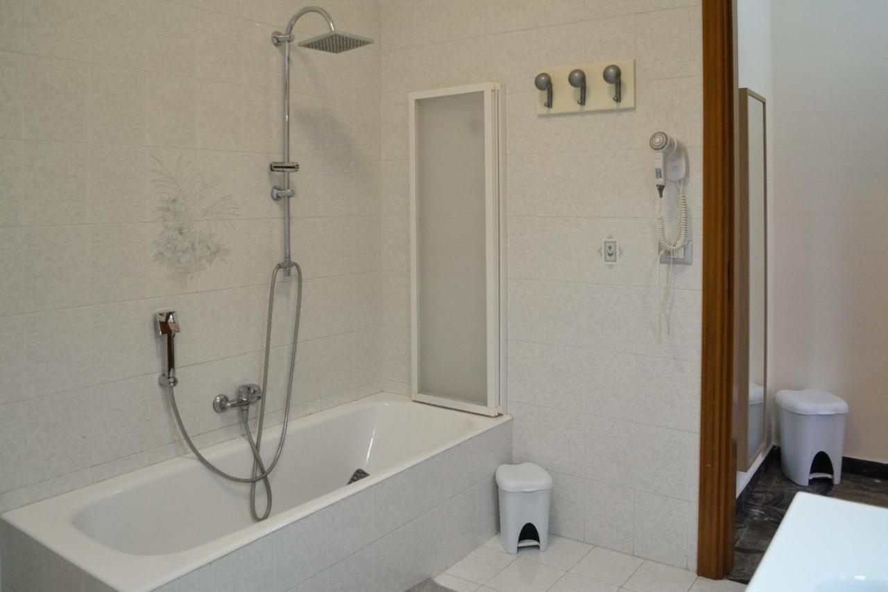 Pompei Gryllus Bed & Breakfast Екстериор снимка